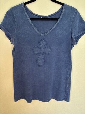 Washed Blue V-Neck Tee with Cross Applique